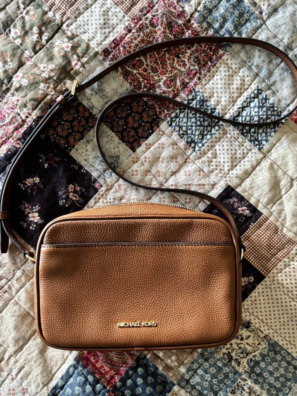 Michael Kors Jet Set Large Pebbled Leather Camera Crossbody Bag